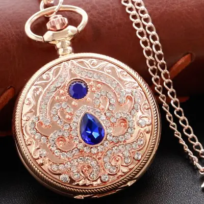 Image de Montre de Poche Luxe Or & Diamants - Collier Pendentif Numérique