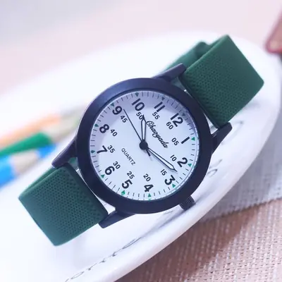 Image de Montre Sport Enfants - Silicone Colorée & Quartz
