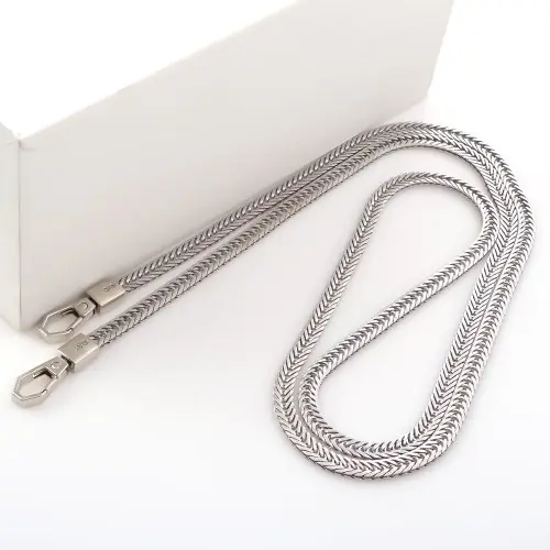 Image de Chaîne de Sac Métallique 7mm - Remplacement Élégant