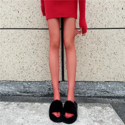 Image de Collants Rouges Sexy en Velours Soie - Anti-Crochet