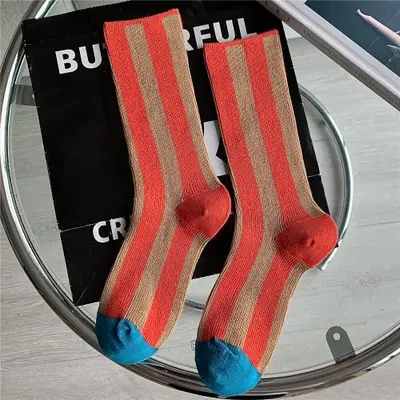 Image de Chaussettes Mi-Longues Style Skateboard - Motif Dopamine
