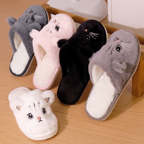 Image of Cozy Winter Cat Print Cotton Slippers for Couples – Soft Sole, Funny Casual Indoor Flip Flops for Women and Men