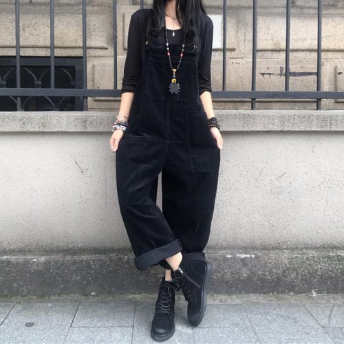 Immagine di Tuta in Velluto a Coste Donna Stile Caftano Primaverile 2025 con Pantaloni Harem e Bretelle - Modello Oversize Casual e Comodo