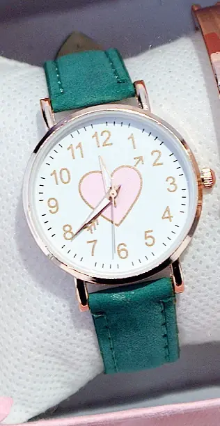 Image de Montre Enfant Cœur Mignon - Style Étudiant 2024