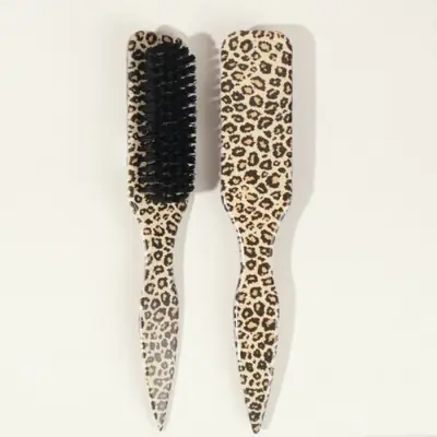 Brosse à Cheveux en Poils de Sanglier - Lissage & Style Parfait