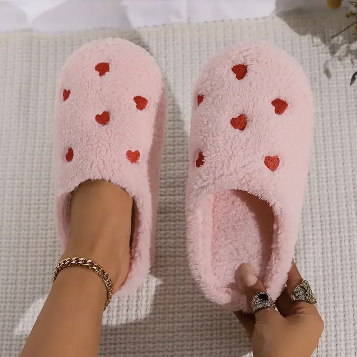 Image de Pantoufles Coeur Hiver - Confort & Style
