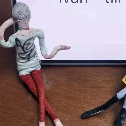Image de Peluche Anime Alien Twistable - Décoration Chambre & Cosplay