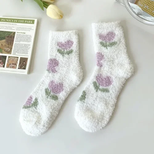 Image de Chaussettes Kawaii Polaires Chauffantes pour Femmes