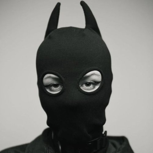 Imagen de Máscara Negra Divertida para Halloween y Cosplay