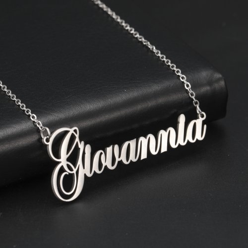 Collar Personalizado con Nombre - Joya Única para Él y Ella