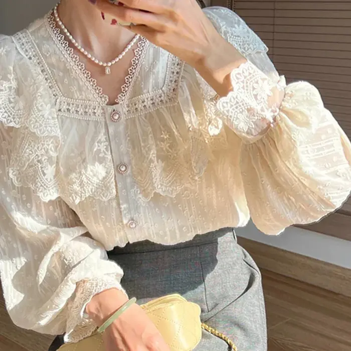 Image de Chemisier Dentelle Volants - Style Vintage Chic