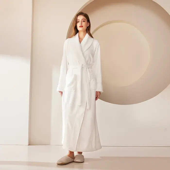 Image de Peignoir Chaud Femme - Confort Hiver & Automne