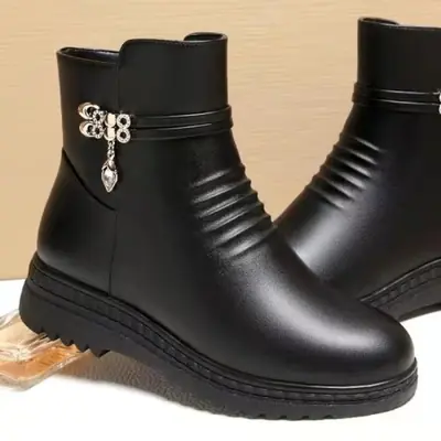 Image de Bottes Hiver Femme Cuir Véritable Doublées Laine