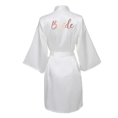 Image de Robe de Mariée Bordeau en Soie - Élégance & Confort