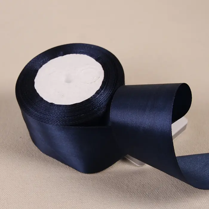 Image de Rubans Satin Bleu Ciel - Décoration Élégante pour Toutes Occasions