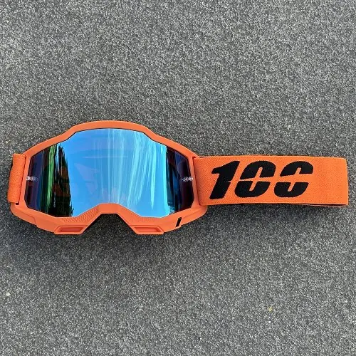 Uniquement des lunettes de protection