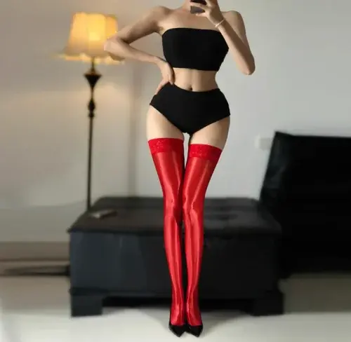 Image de Bas de Cuisse Brillants Sexy avec Dentelle