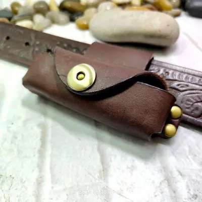 Image de Étui de Ceinture en Cuir pour Couteau Pliant
