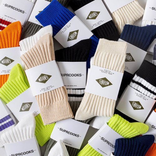 Zdjęcie Modne i wygodne skarpetki bawełniane dla niego i dla niej