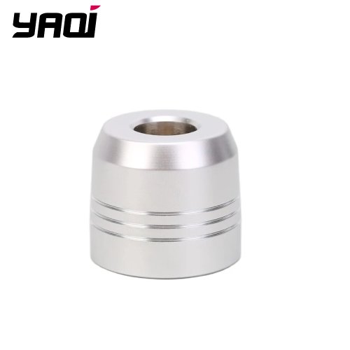 Imagen de Soporte para maquinilla de afeitar para hombre Yaqi de color cromado mate