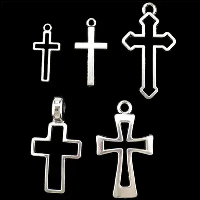 Image de Breloques Croix Argentées - Lot de 10, 20 ou 30 Pièces