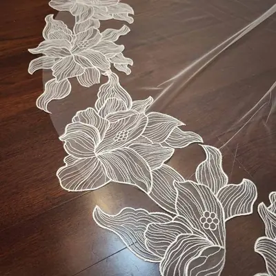 Image de Voile de mariée dentelle florale 3m ivoire avec peigne