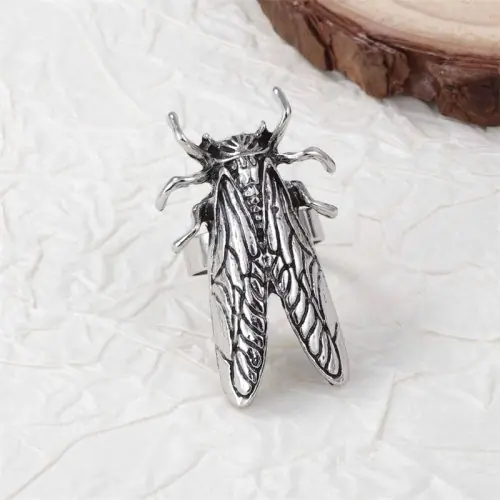 Image de Bague Insecte Rétro Coccinelle & Cigale - Style Punk Hip Hop