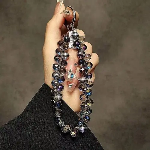 Image de Bracelet Téléphone Luxueux avec Chaîne de Cristal
