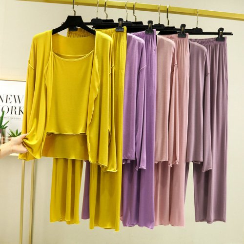 Immagine di Pigiama da Notte Donna 3 Pezzi in Modale Morbido e Confortevole – Set Intimo Primavera Estate per una Notte di Sonno Rilassante