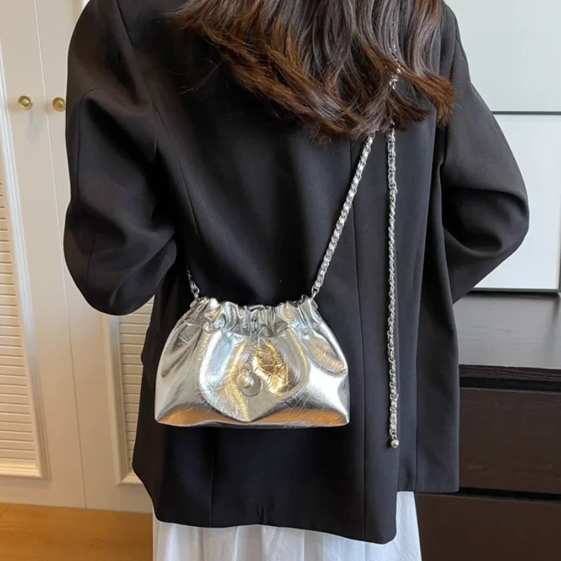 Image de Sac à Main Y2K Tendance 2026 - Chaîne & Style Vintage