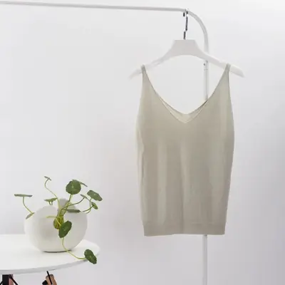 Image de Camisole Brillante à Paillettes - Look Chic & Éclatant
