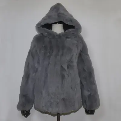 Image de Manteau en Fourrure de Lapin Rex Véritable - Hiver Chaud & Élégant