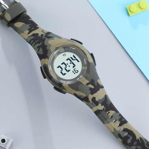 Imagen de Reloj Digital LED para Niños Ohsen, Resistente al Agua, Color Verde Militar, con Cronómetro y Alarma, Ideal para Deportes al Aire Libre