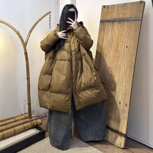 Afbeelding van Winter Zwart-Wit Parka met Capuchon voor Dames – Losse Oversized Dikke Warme Pufferjas met Zakken en Lange Veren Uitloper