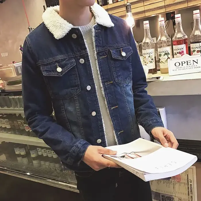 Veste bleu foncé