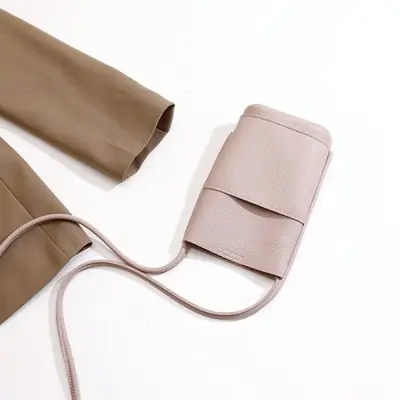 Image de Sac à Main Femme en Cuir PU - Grand, Élégant & Pratique