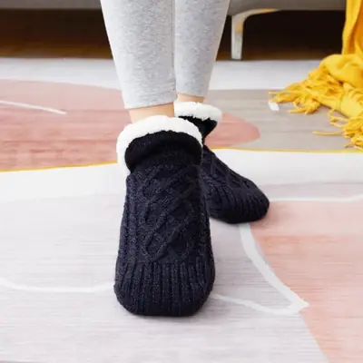 Image de Chaussettes de Sol Chauffantes - Confort Hiver 2024