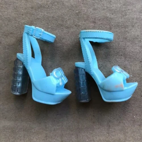 Azul sandalias