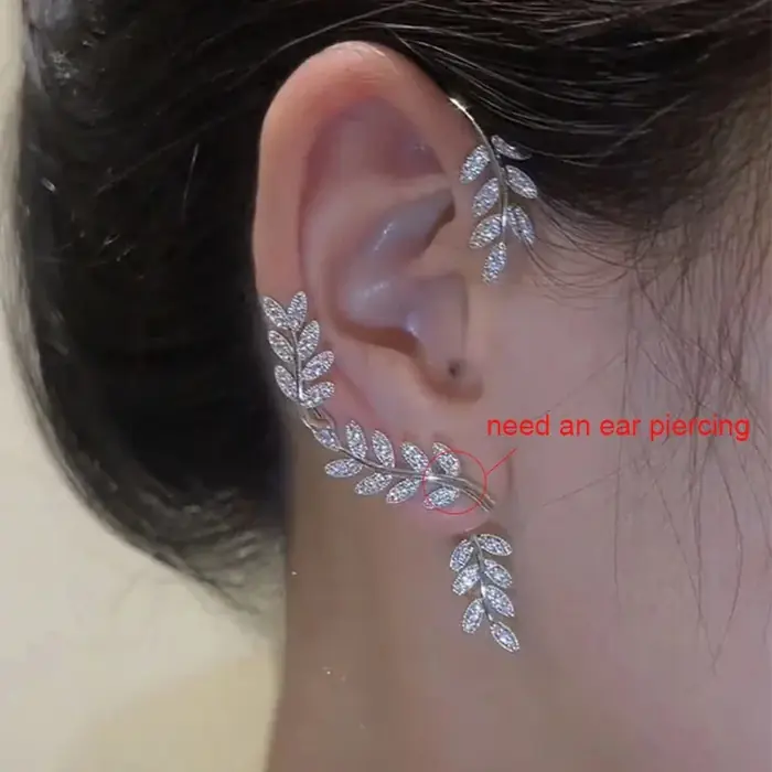 Image de Boucles d'oreilles à clip papillon plaquées argent