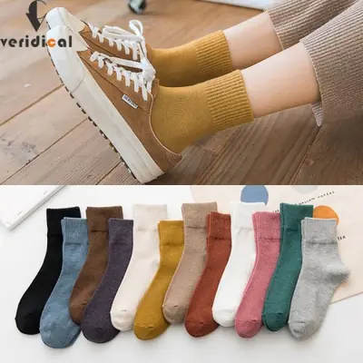 Image de Chaussettes courtes en coton douces et élastiques pour femmes