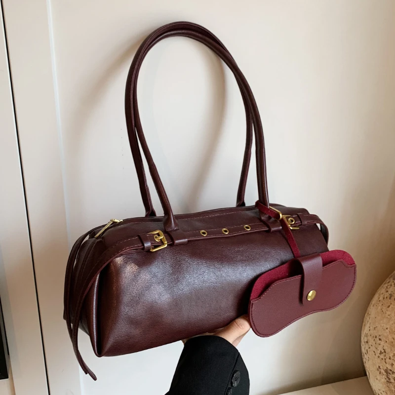 Image of Stylish Buckle Decorated PU Shoulder Bag for Women – Large Capacity, Solid Color, All-Match Fashion Handbag with Trendy Design