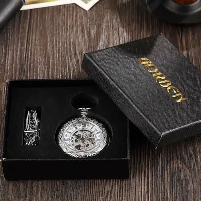 Image de Montre de Poche Steampunk Vintage Gravée à la Main