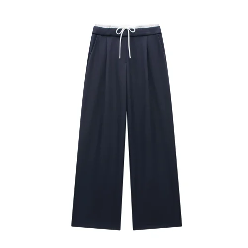 Gris foncé