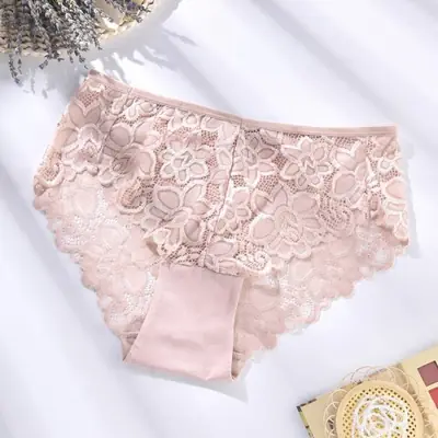 Image de Culotte Haute Évidée Sexy - Grande Taille