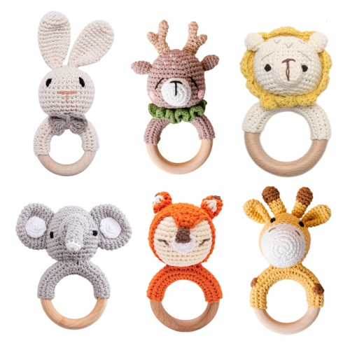Afbeelding van Houten Baby Rammelaar met Muziek – Olifant & Giraf