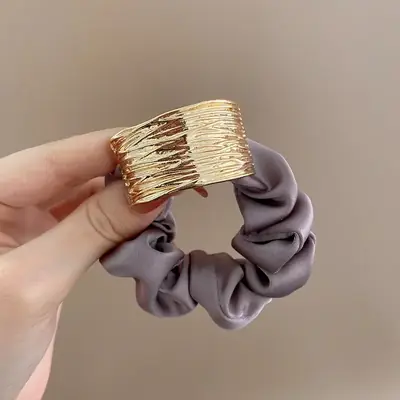 Image de Anneaux de Cheveux en Métal & Satin - Élégance et Confort