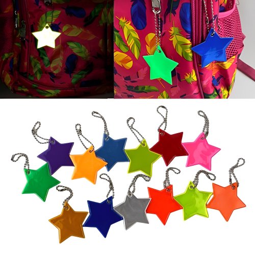 Imagen de Llaveros Reflectantes con Diseño de Estrellas y Engranajes - Pack de 8 Unidades para Bolsos, Autos y Seguridad Infantil