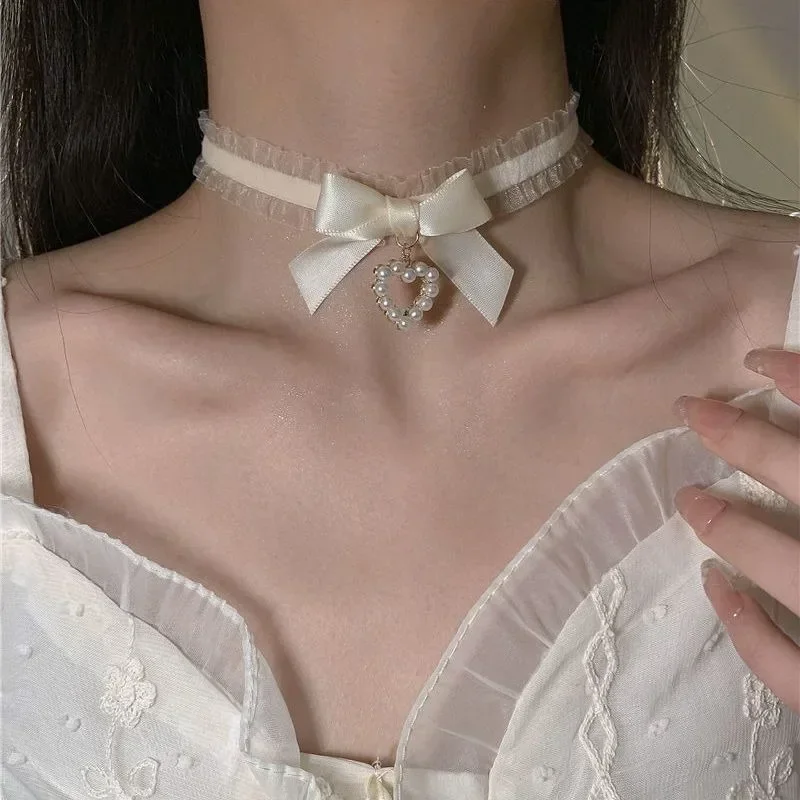 Imagen de Collar Vintage de Encaje con Corazón para Mujer