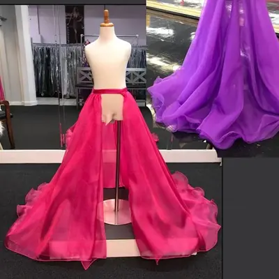 Image de Jupe de Mariée Amovible en Organza avec Traîne