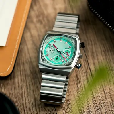 Image de Montre carrée Ciloa femme élégante et légère
